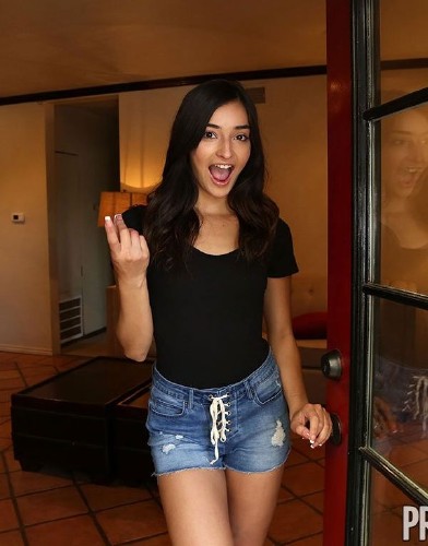 Emily Willis – Four Months Behind